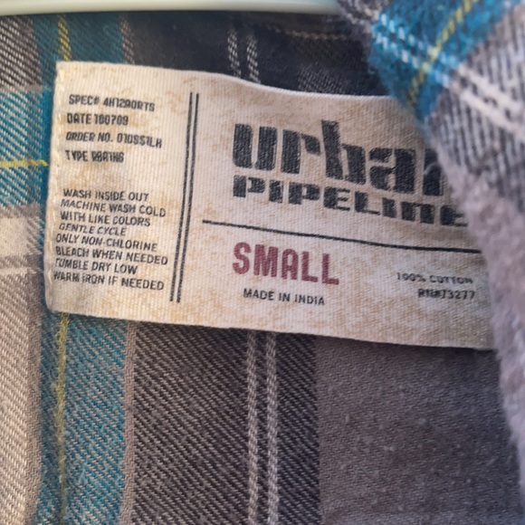 Flannel - Picture 2 of 3